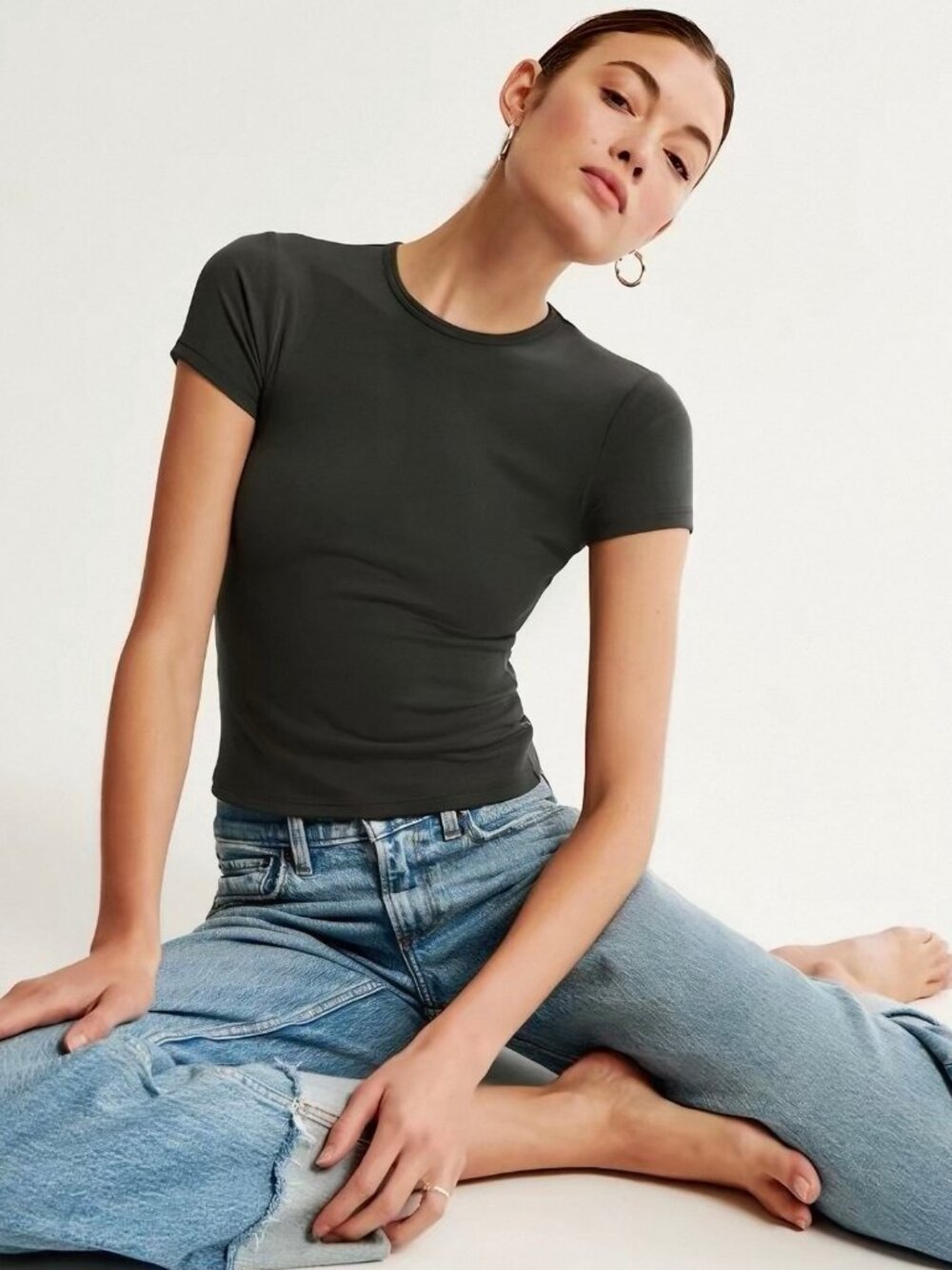 skureey Black Short Sleeve Top - Size M